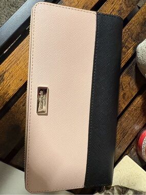 kate spade Two-Tone Pink and Black Saffiano Zip Wallet
